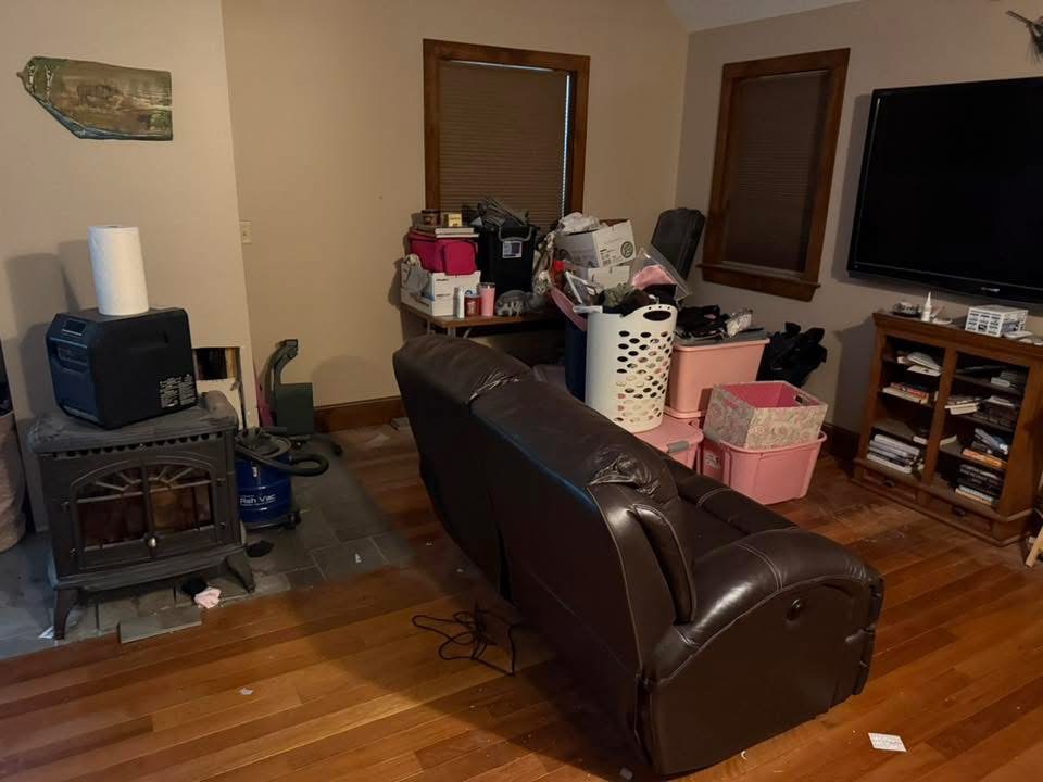 Living Room Cleanout